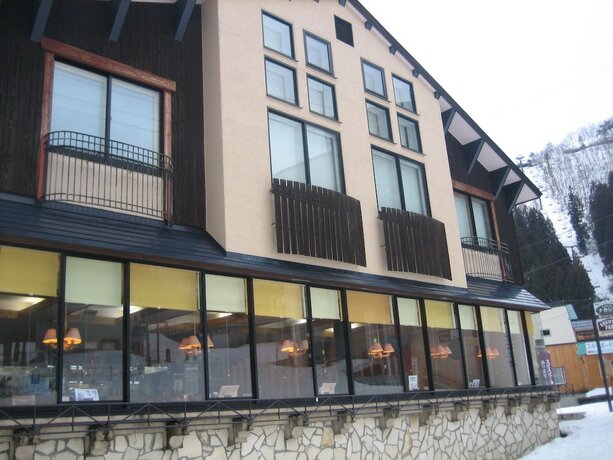 Imagen general del Hotel Lodge Nakajima. Foto 9