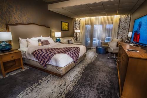 Imagen de la habitación del Hotel Lodge Of Four Seasons Golf Resort, Marina & Spa. Foto 12