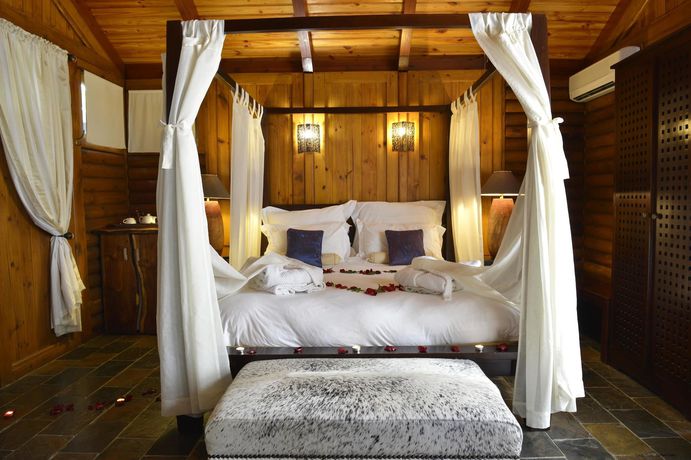 Imagen de la habitación del Hotel Lodge Roche Tamarin. Foto 6