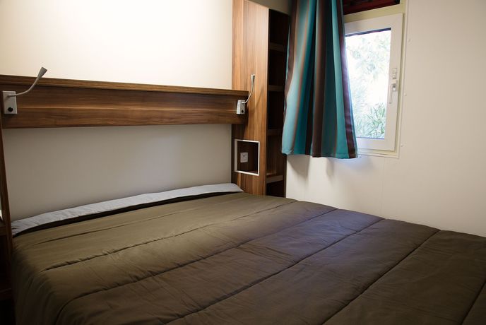 Imagen de los exteriores del Hotel Lodges Mediterran&eacute;e. Foto 19