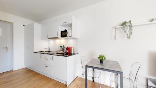 Imagen de la habitación del Hotel Lodges Morges. Foto 11