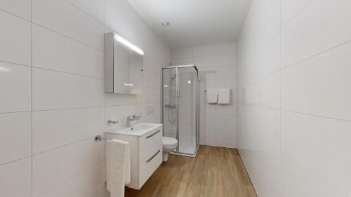Imagen de la habitación del Hotel Lodges Morges. Foto 19