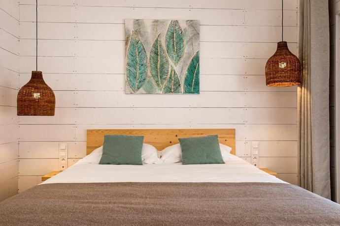 Imagen de la habitación del Hotel Lodges de Camargue. Foto 16