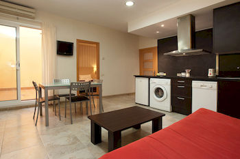 Imagen general del Hotel Lodging Liceu. Foto 7