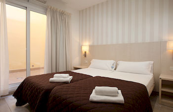 Imagen general del Hotel Lodging Liceu. Foto 12