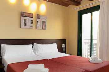 Imagen general del Hotel Lodging Liceu. Foto 14