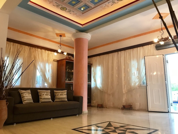 Imagen de los interiores del Hotel Lodos. Foto 19