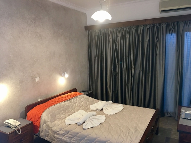 Imagen de la habitación del Hotel Lodos. Foto 7