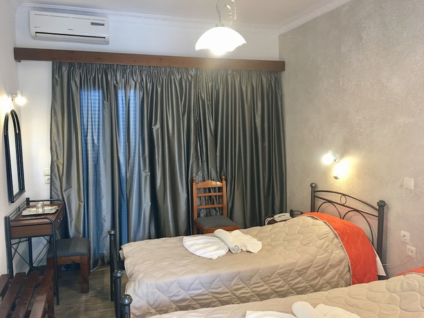 Imagen de la habitación del Hotel Lodos. Foto 10