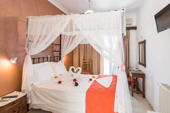 Imagen de la habitación del Hotel Lodos. Foto 12