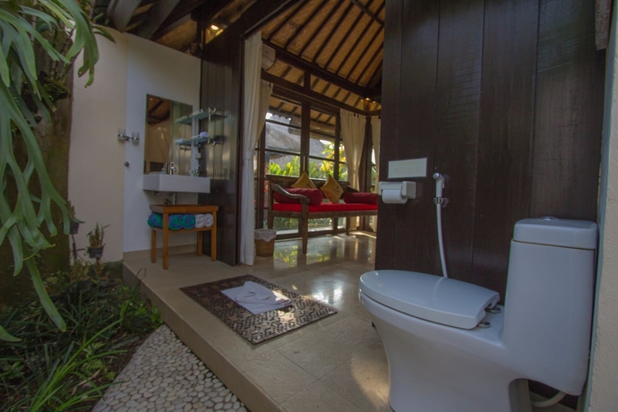 Imagen de la habitación del Hotel Lodtunduh Sari. Foto 12