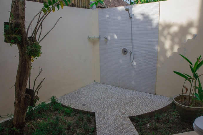 Imagen de la habitación del Hotel Lodtunduh Sari. Foto 16