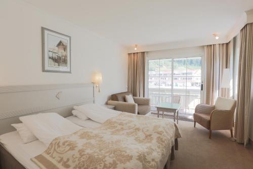 Imagen de la habitación del Hotel Loenfjord. Foto 15