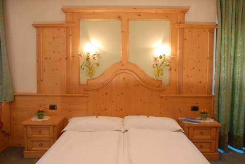 Imagen de la habitación del Hotel Loewenwirt. Foto 1
