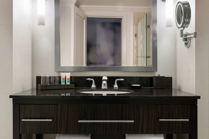 Imagen de la habitación del Hotel Loews Atlanta. Foto 3