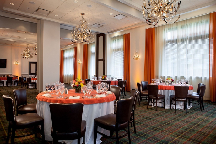 Imagen de los interiores del Hotel Loews Chicago O'hare. Foto 15