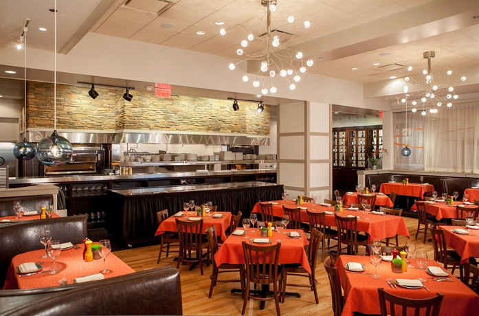 Imagen del bar/restaurante del Hotel Loews Chicago O'hare. Foto 7