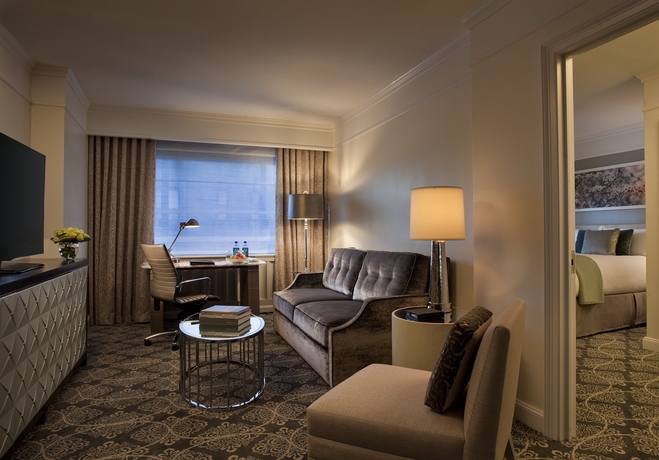 Imagen de los interiores del Hotel Loews Regency. Foto 14