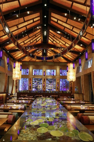 Imagen del bar/restaurante del Hotel Loews Royal Pacific Resort at Universal Orlando. Foto 6