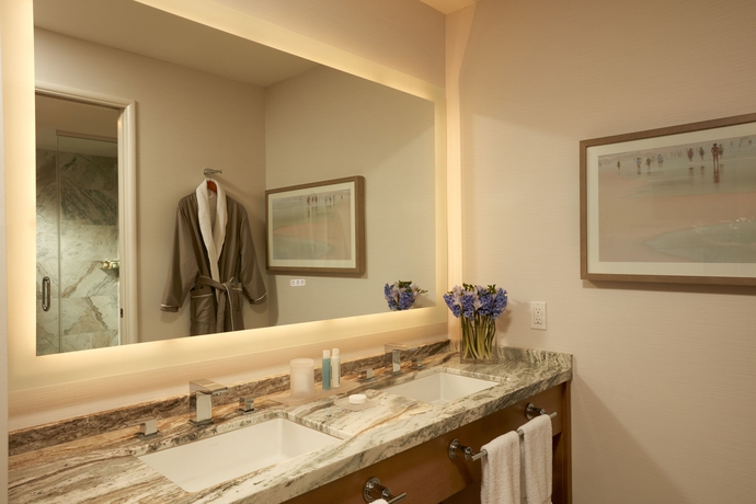 Imagen de la habitación del Hotel Loews Santa Monica Beach. Foto 7