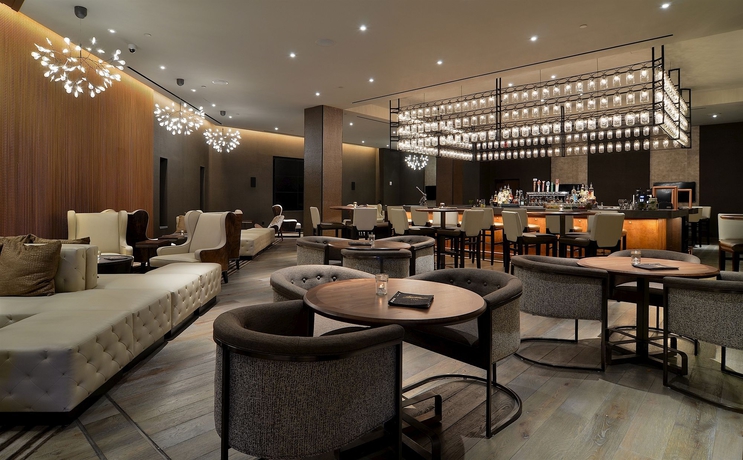 Imagen del bar/restaurante del Hotel Loews Vanderbilt. Foto 2