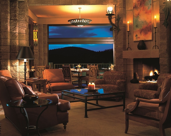 Imagen de los interiores del Hotel Loews Ventana Canyon Resort. Foto 12