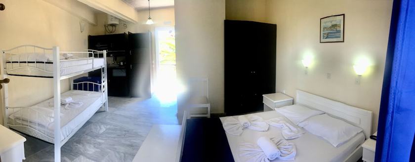 Imagen de la habitación del Hotel Lofos Strani. Foto 4