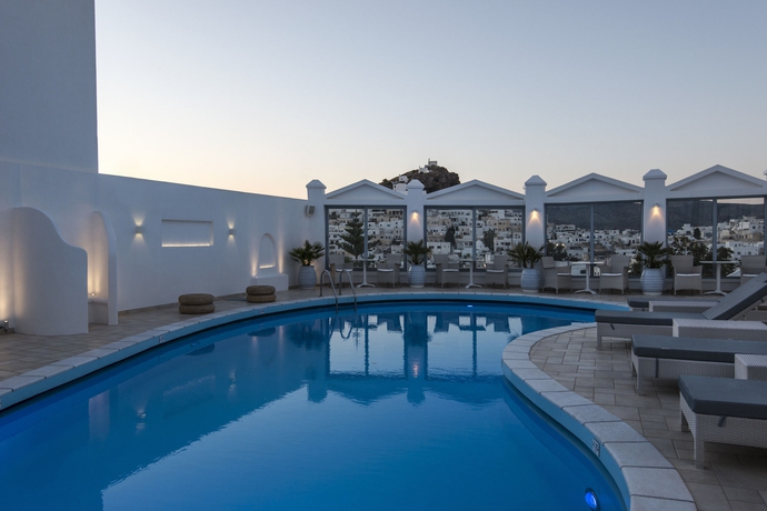 Imagen de la piscina del Hotel Lofos Village. Foto 8