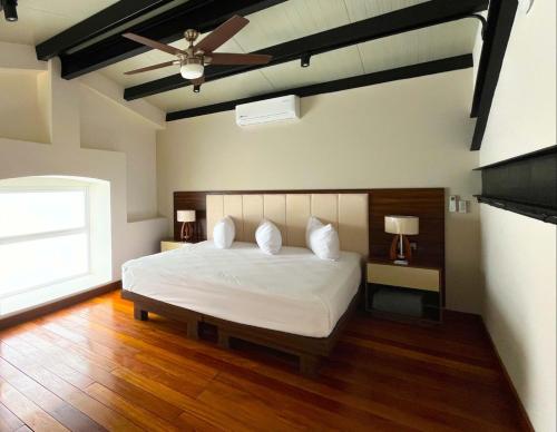 Imagen general del Hotel Loft Malec&oacute;n Vallarta. Foto 6