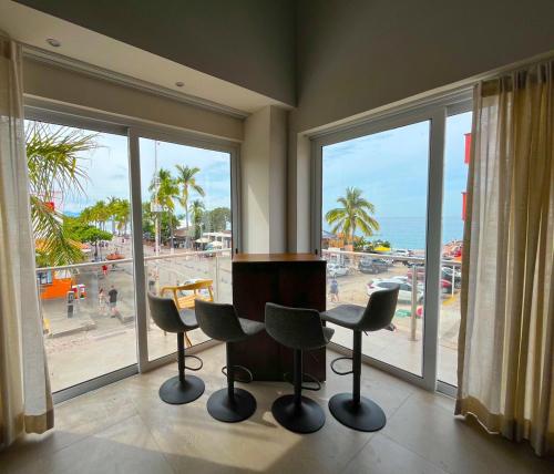 Imagen general del Hotel Loft Malec&oacute;n Vallarta. Foto 7