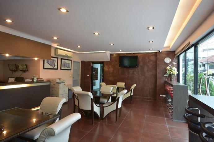 Imagen de los interiores del Hotel Loft Salaya. Foto 19