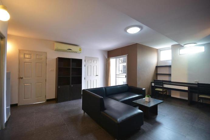 Imagen de la habitación del Hotel Loft Salaya. Foto 10