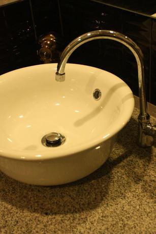 Imagen de la habitación del Hotel Loft Salaya. Foto 15