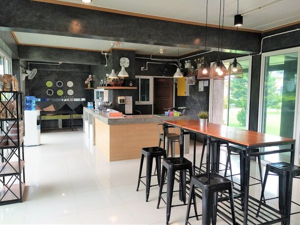 Imagen general del Hotel Loft Village Nakhon Nayok. Foto 5