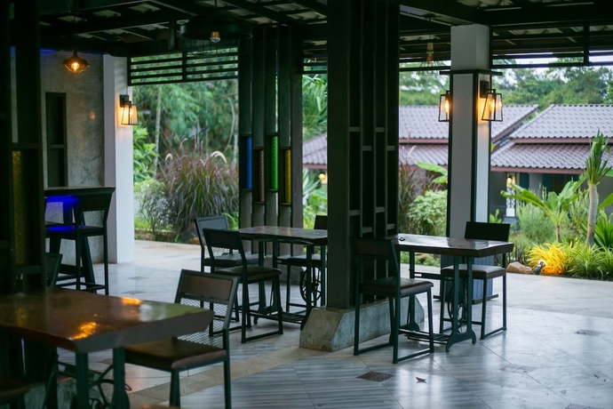 Imagen del bar/restaurante del Hotel Loft Vintage Chalet Resort. Foto 2
