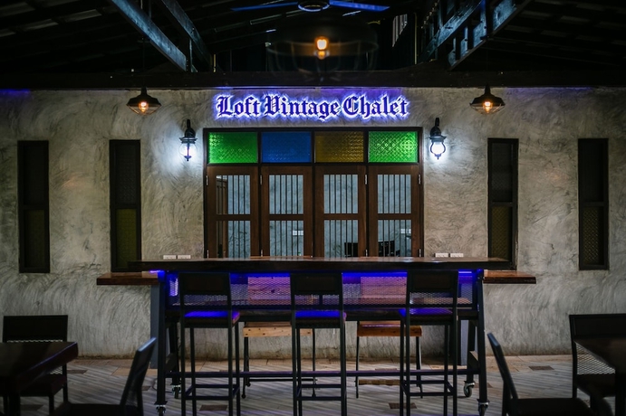 Imagen del bar/restaurante del Hotel Loft Vintage Chalet Resort. Foto 6