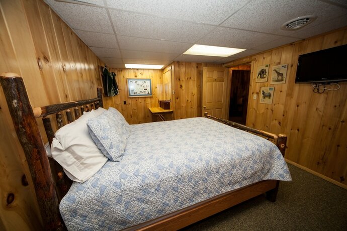 Imagen general del Hotel Log Cabin Lodge and Suites. Foto 2