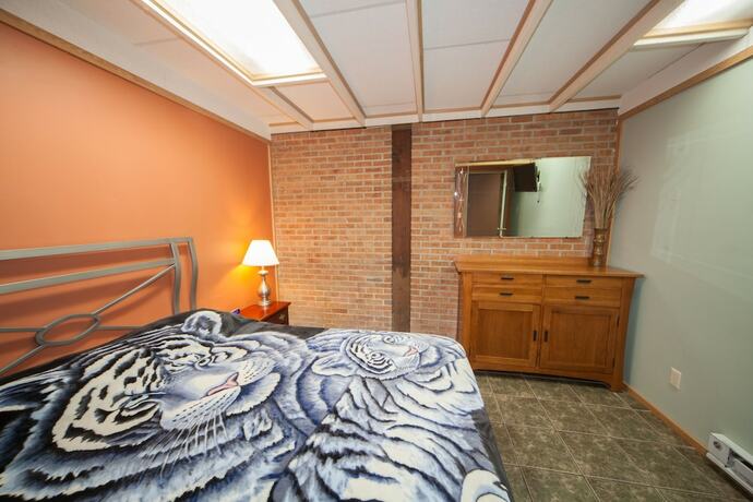 Imagen de la habitación del Hotel Log Cabin Lodge and Suites. Foto 18