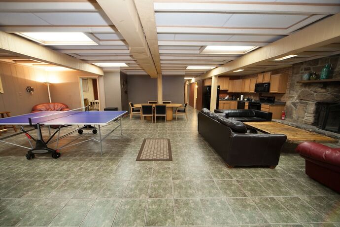 Imagen de la habitación del Hotel Log Cabin Lodge and Suites. Foto 19