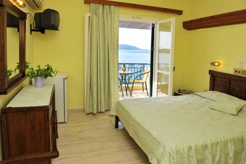Imagen de la habitación del Hotel Logan's Beach. Foto 3