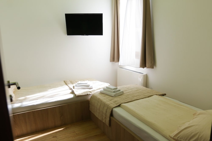Imagen de la habitación del Hotel Logavina 8. Foto 13