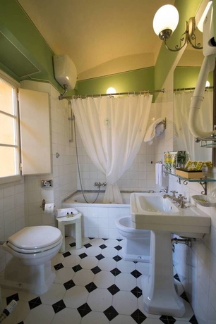 Imagen de la habitación del Hotel Loggiato Dei Serviti. Foto 12