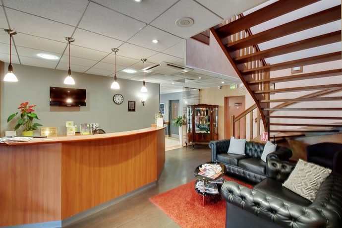 Imagen de los interiores del Hotel Logis Angers Sud. Foto 16