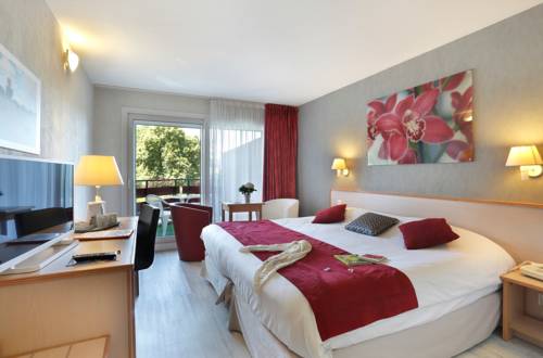 Imagen de la habitación del Hotel Logis Arc En Ciel. Foto 4