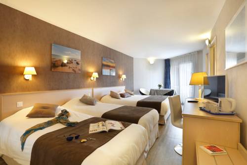 Imagen de la habitación del Hotel Logis Arc En Ciel. Foto 10