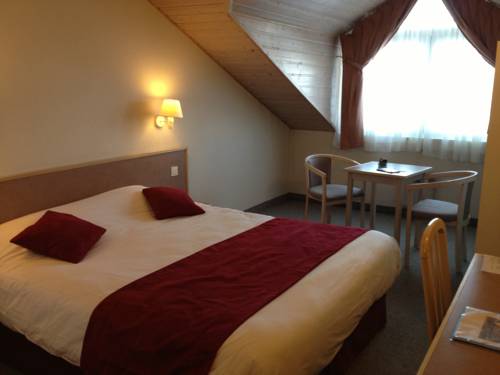 Imagen de la habitación del Hotel Logis Arc En Ciel. Foto 16
