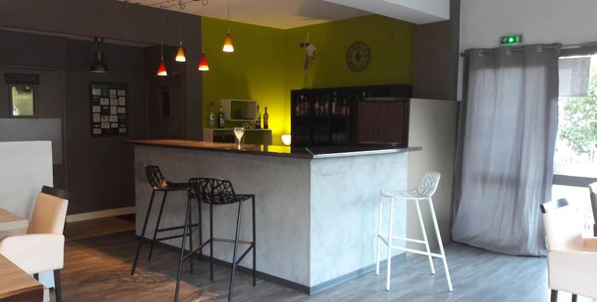 Imagen de los interiores del Hotel Logis Atoll. Foto 20