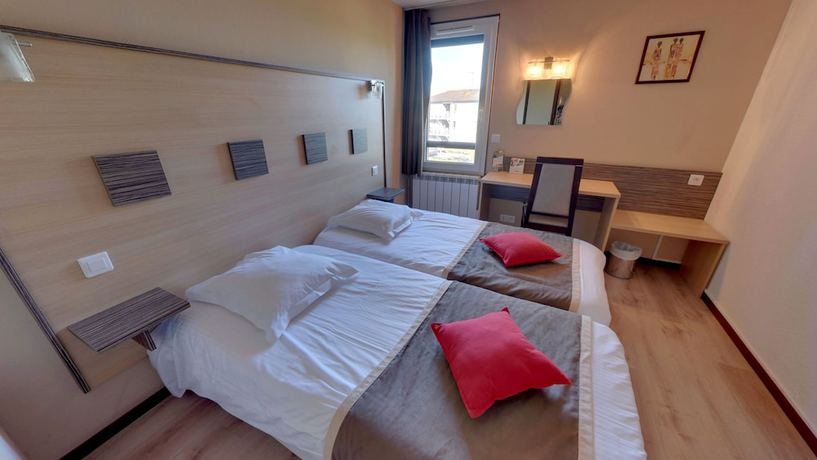 Imagen de la habitación del Hotel Logis Atoll. Foto 18
