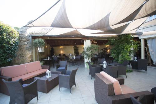 Imagen general del Hotel Logis Auberge C&ocirc;t&eacute; Jardin. Foto 5