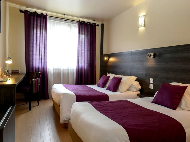 Imagen de la habitación del Hotel Logis Auberge Des Moulins. Foto 11